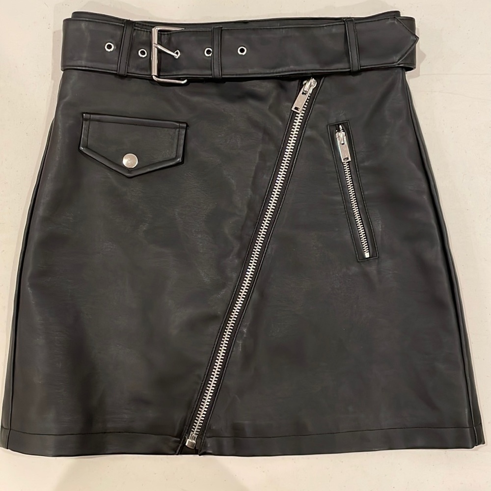 Forever 21 leather skirt